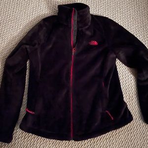 North face jacket size medium (in new condition)